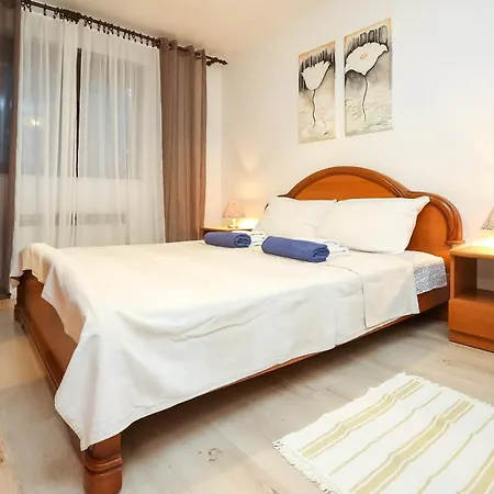 Pool Julia Apartment Zadar