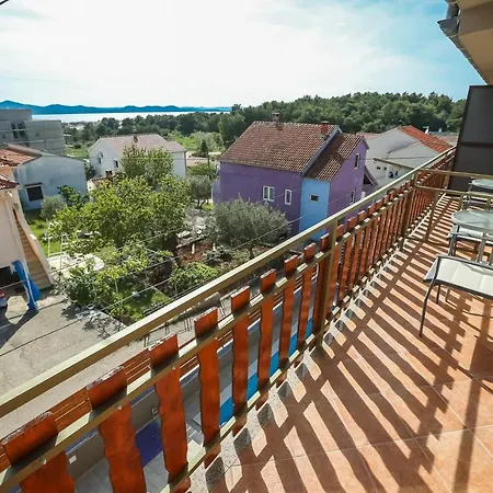 Pool Julia Apartment *