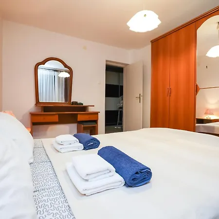 Pool Julia Apartment Zadar