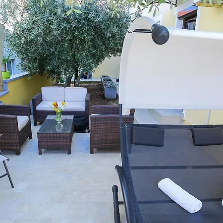 Pool Julia Apartment Zadar