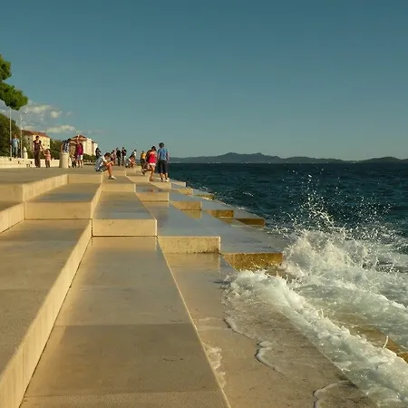 Pool Julia דירה *