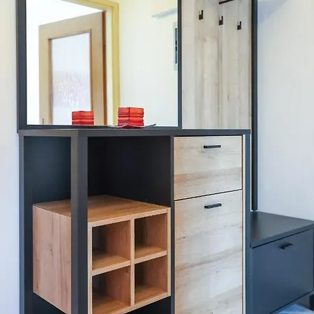 Apartament Pool Julia