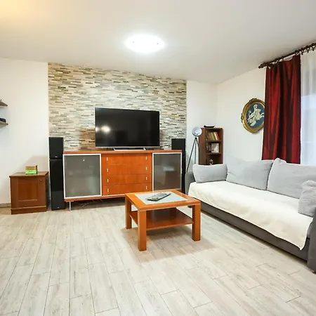 Apartamento Pool Julia Zadar