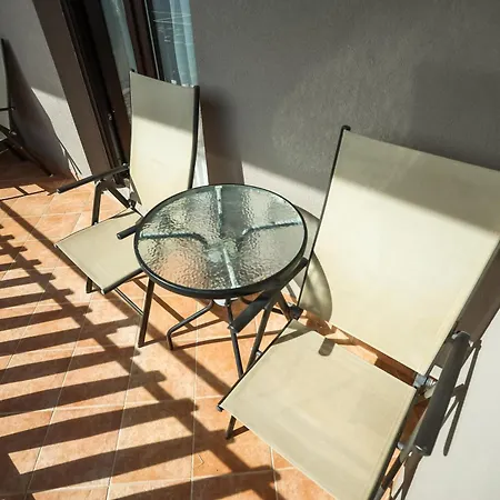 Appartamento Pool Julia *