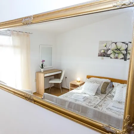 Pool Julia Appartamento